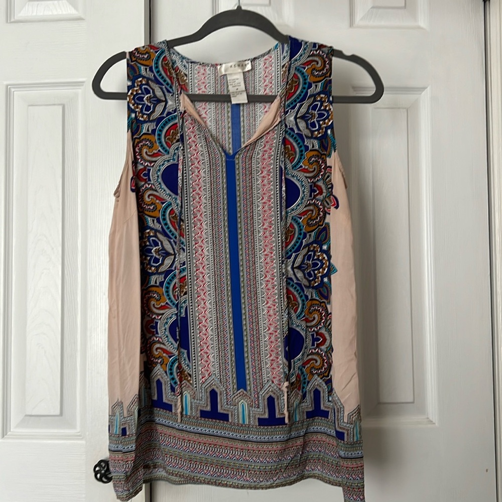 Sleeveless top